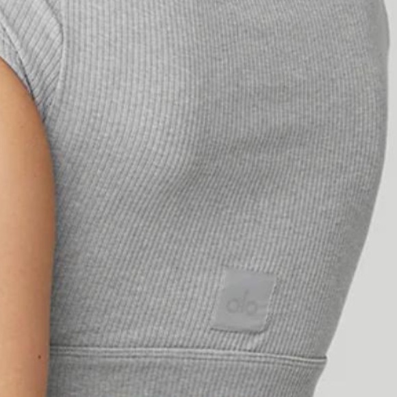 ALO YOGA BLISSFUL HENLEY BRA TOP HEATHER GREY COLOR NWT - Picture 2 of 11